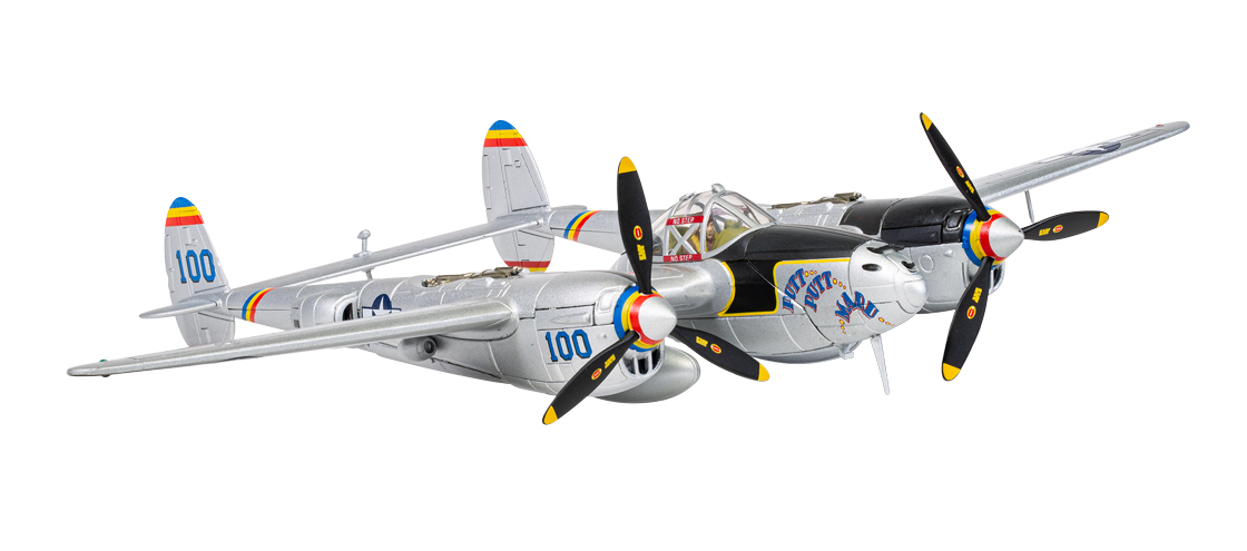 C_Corgi_launch_a_model_Lockheed_P38_Lightning_Pacific_ace_and_World_of_tanks_model_double_packs_released.jpg