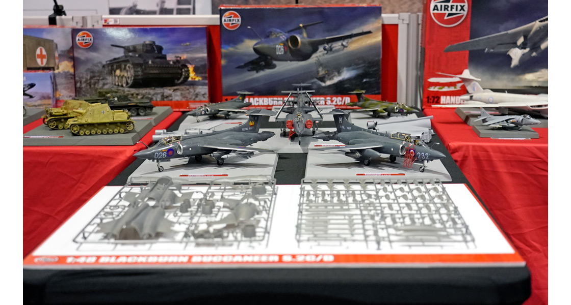 J_Airfix_return_to_Scale_Modelworld_in_some_style_displaying_an_impressive_selection_of_built_Airfix_model_kits.jpg