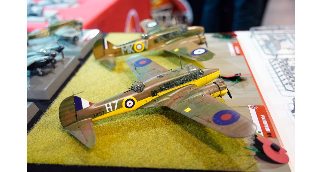 R_Airfix_return_to_Scale_Modelworld_in_some_style_displaying_an_impressive_selection_of_built_Airfix_model_kits.jpg