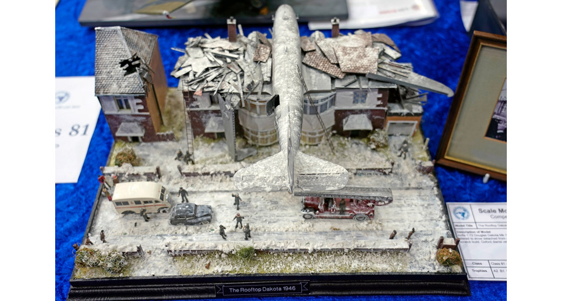 B_Rooftop_Diorama_model_build_wins_the_2022_Airfix_Trophy_at_Scale_ModelWorld_this_year.jpg