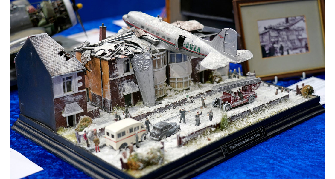 C_Rooftop_Diorama_model_build_wins_the_2022_Airfix_Trophy_at_Scale_ModelWorld_this_year.jpg