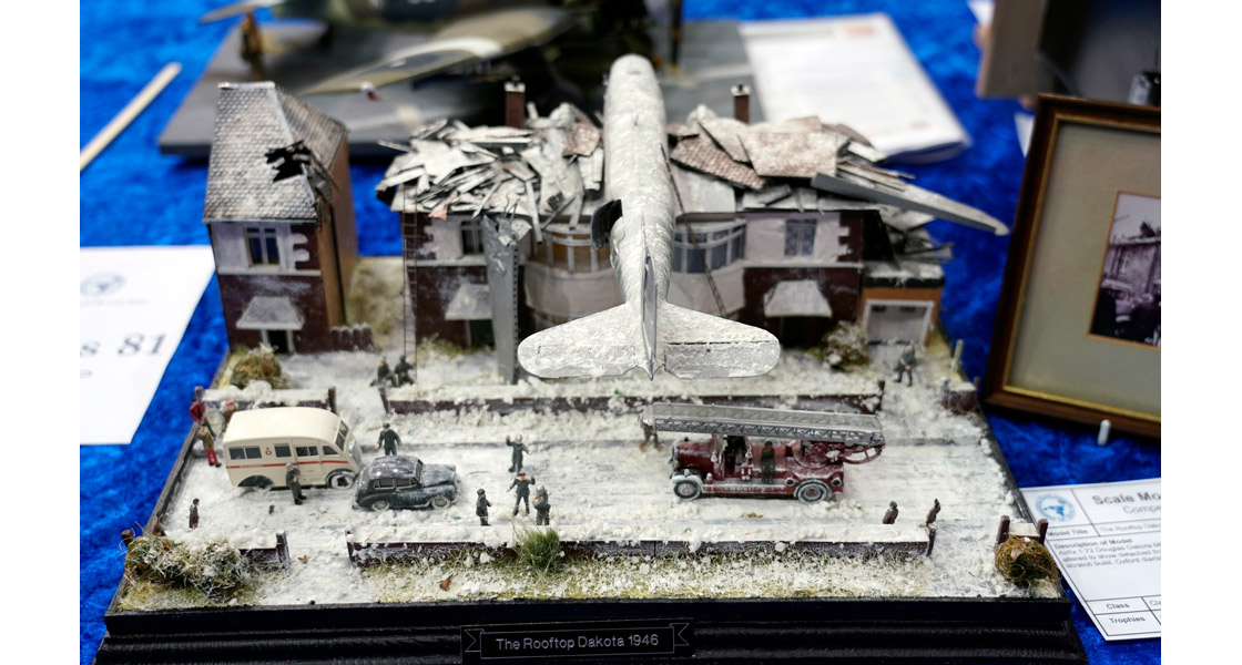 M_Rooftop_Diorama_model_build_wins_the_2022_Airfix_Trophy_at_Scale_ModelWorld_this_year.jpg