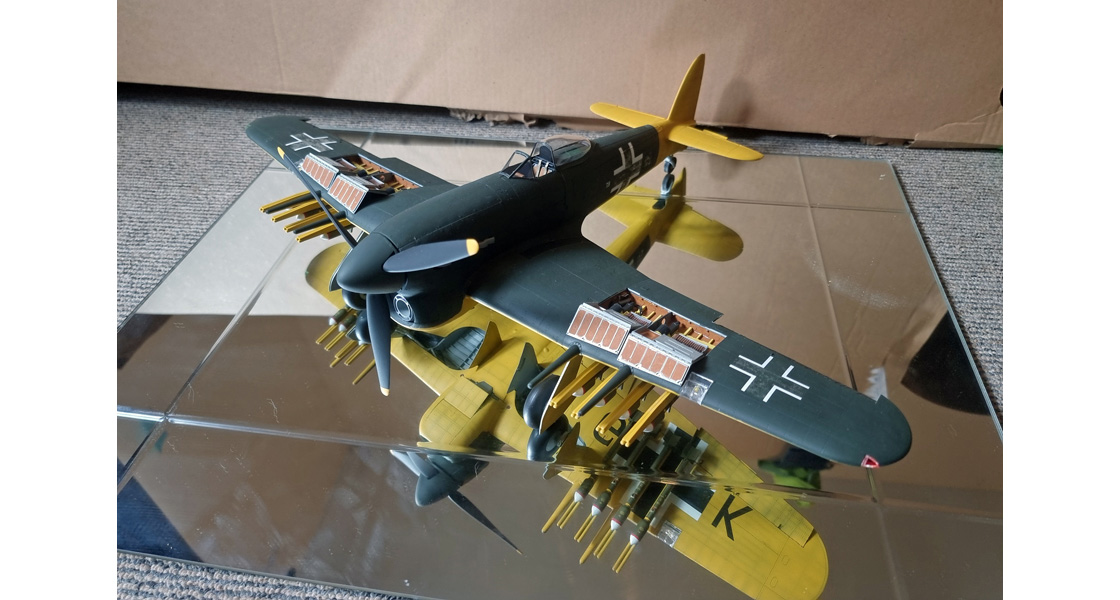 U_Airfix_Hawker_Typhoon_1B_model_kit_in_captured_Luftwaffe_markings_Zirkus_Rosarius.jpg