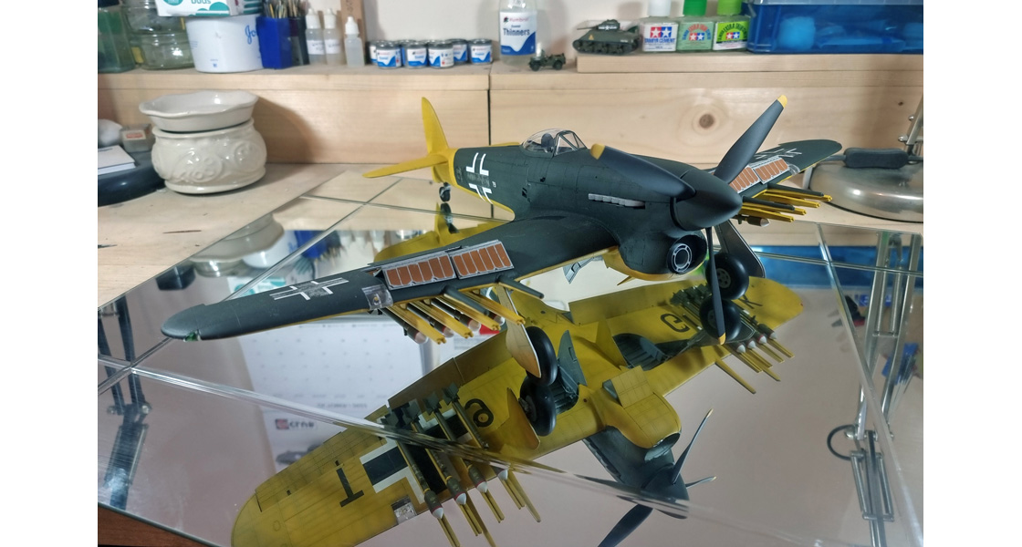 W_Airfix_Hawker_Typhoon_1B_model_kit_in_captured_Luftwaffe_markings_Zirkus_Rosarius.jpg