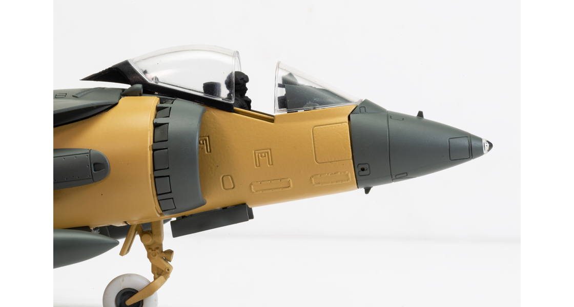 J_New_Corgi_Aviation_Archive_BAe_Harrier_GR7_USMC_AV_8B_Harrier_ll_diecast_scale_model_tooling_exclusive_on_the_Corgi_update_blog.jpg