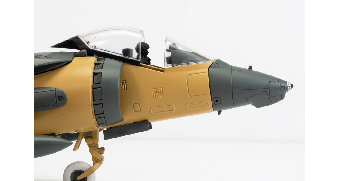 K_New_Corgi_Aviation_Archive_BAe_Harrier_GR7_USMC_AV_8B_Harrier_ll_diecast_scale_model_tooling_exclusive_on_the_Corgi_update_blog.jpg