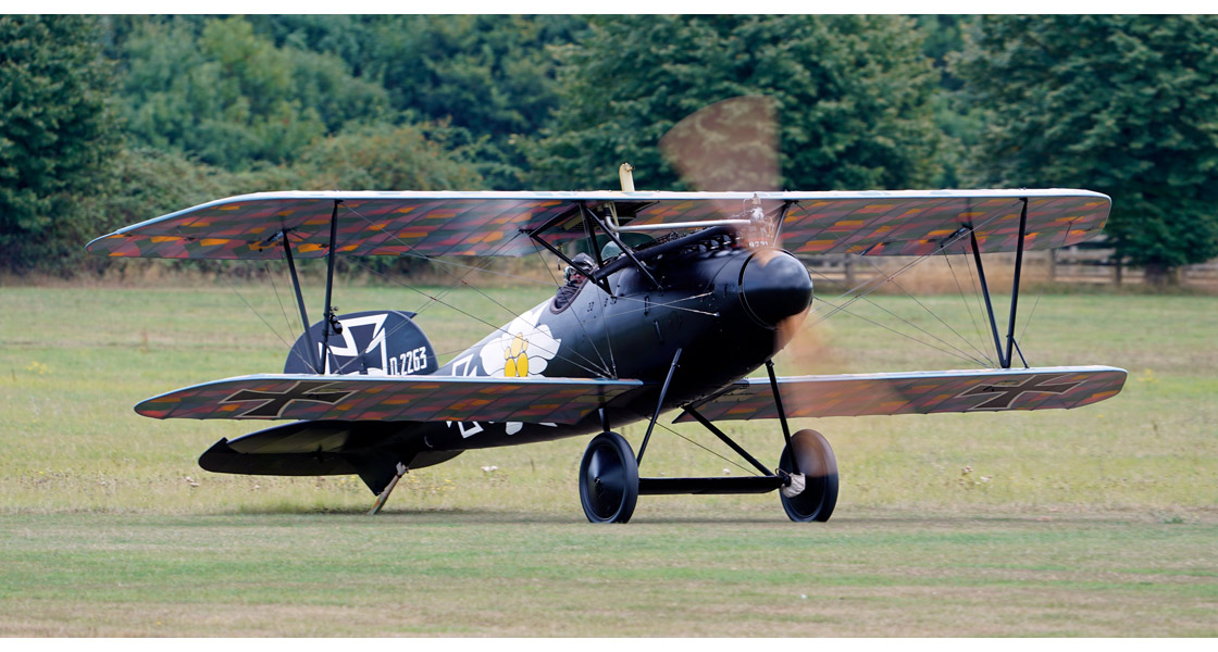 K_WW1_Aviation_Heritage_Trust_Albatros_DVa_fighter_was_a_highlight_of_the_2022_UK_Airshow_season_on_the_Airfix_and_Corgi_Aerodrome_blog.jpg