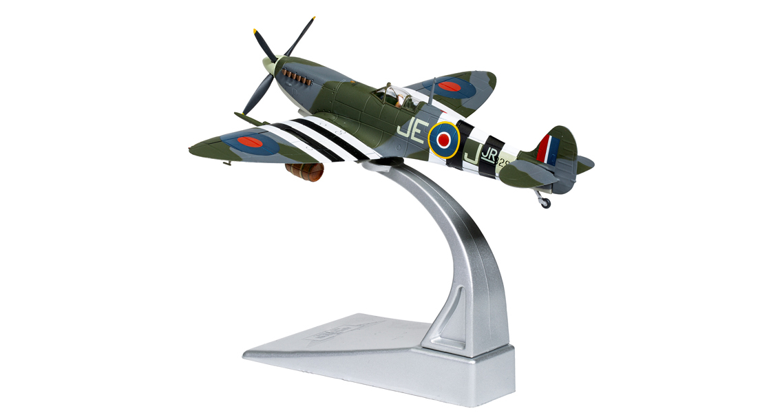 G_New_Corgi_Supermarine_Spitfire_model_collectable_is_a_rare_Spitfire_Beer_Bomber_Limited_Edition_release.jpg