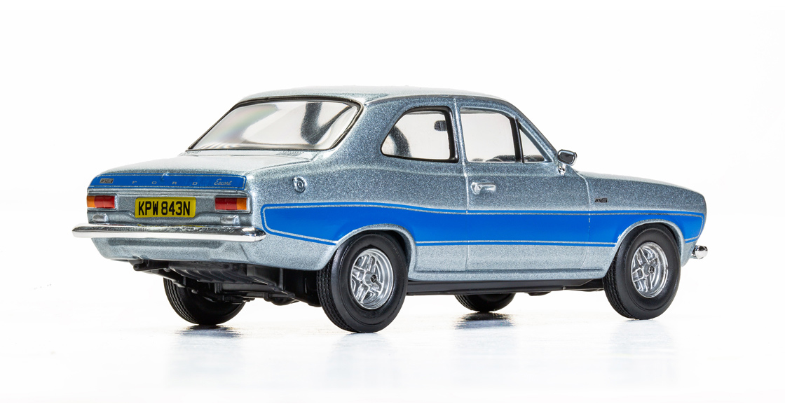 L_Corgi_Vanguards_model_car_range_welcomes_a_new_Ford_Escort_Mk1_RS2000_collectable_model.jpg