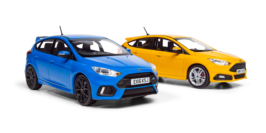 C_Corgi_Vanguards_Ford_Focus_pair_are_hot_hatch_Heavyweight_collectors_models.jpg