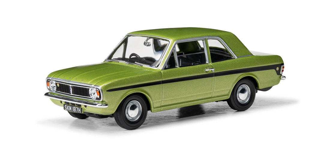 S_Corgi_Vanguards_Ford_Cortina_Mk2_Lotus_in_Fern_Green.jpg