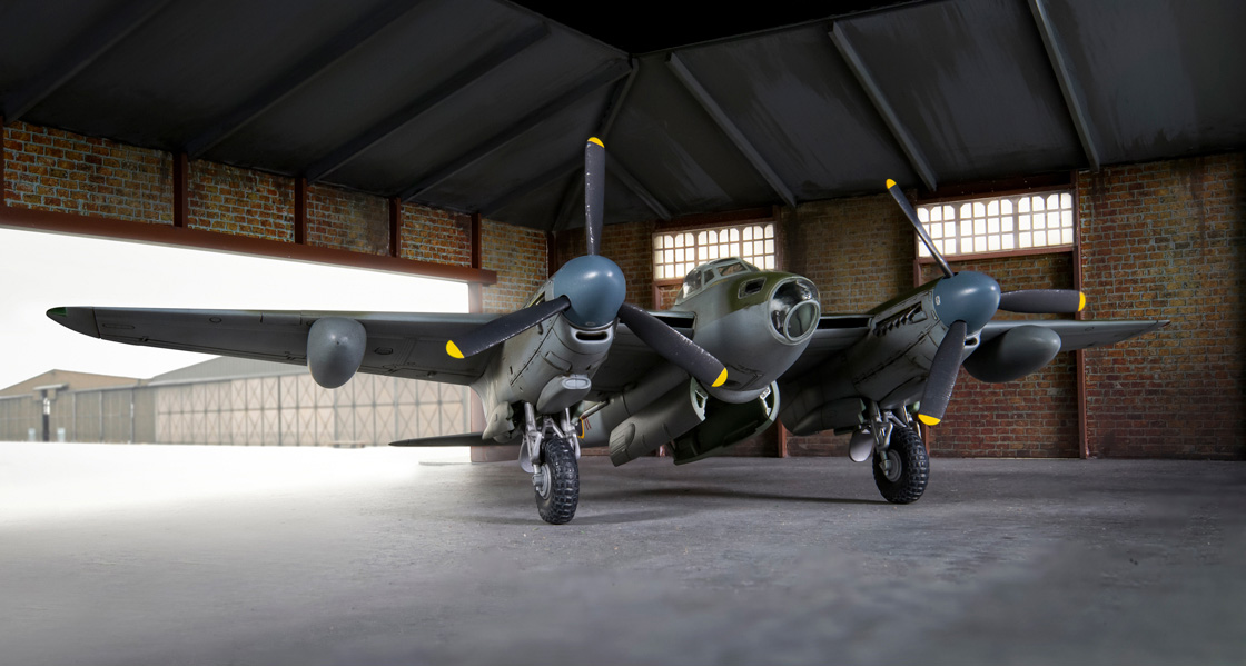 B_Airfix_introduce_a_new_model_kit_of_the_de_Havilland_Mosquito_PR_XVI_in_RAF_and_USAAF_markings_in_2023_range.jpg