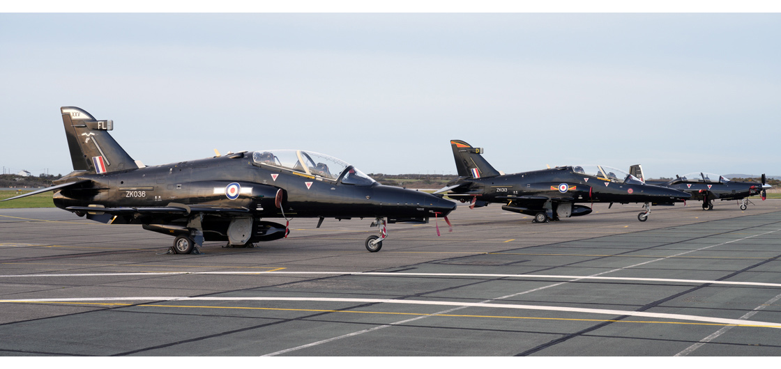 E_RAF_Valley_4FTS_night_photography_event_reviewed_on_the_Airfix_and_Corgi_Aerodrome_blog.jpg