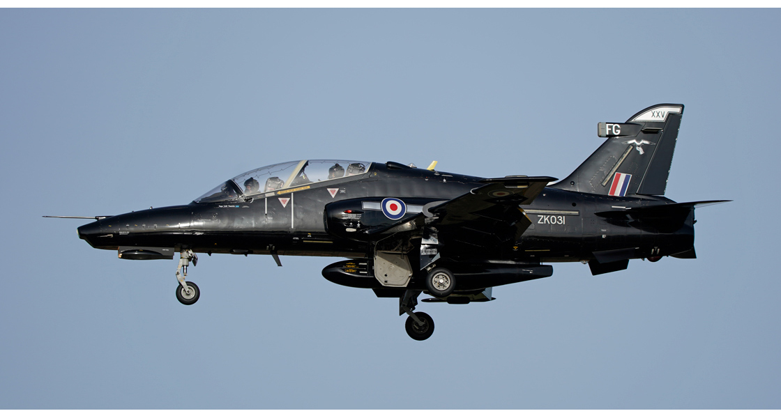 F_RAF_Valley_4FTS_night_photography_event_reviewed_on_the_Airfix_and_Corgi_Aerodrome_blog.jpg