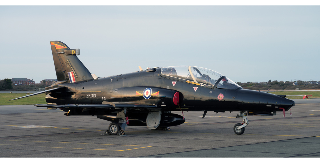 R_RAF_Valley_4FTS_night_photography_event_reviewed_on_the_Airfix_and_Corgi_Aerodrome_blog.jpg