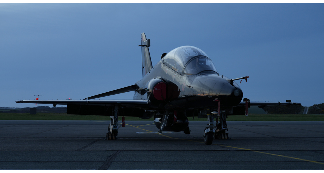 S_RAF_Valley_4FTS_night_photography_event_reviewed_on_the_Airfix_and_Corgi_Aerodrome_blog.jpg