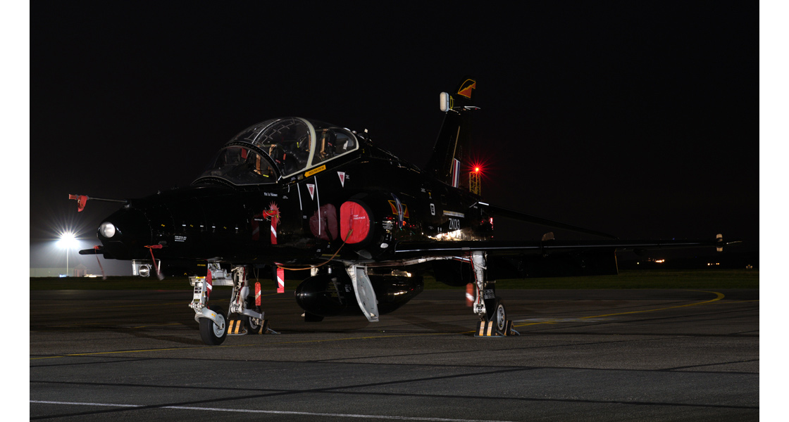 T_RAF_Valley_4FTS_night_photography_event_reviewed_on_the_Airfix_and_Corgi_Aerodrome_blog.jpg