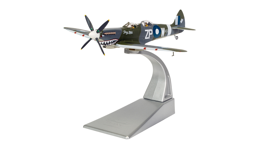 J_Corgi_are_proud_to_announce_the_release_of_their_new_Supermarine_Spitfire_T9_two_seat_trainer_model_as_part_of_their_successful_Aviation_Archive_range_scale_model_collectable_range.jpg