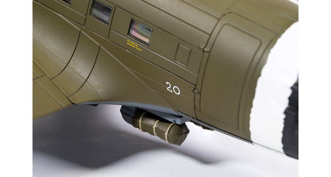 L_Corgi_Aviation_Archive_model_range_welcomes_Douglas_C47A_Night_Fright_to_the_2023_collectables_range.jpg