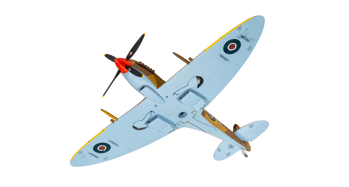 F_The_Corgi_Aviation_Archive_range_welcomes_two_new_aeroplane_models_to_commemorate_the_80th_Anniversary_of_Operation_Husky_RAF_Spitfire_IX_Colin_Falkland_Gray.jpg
