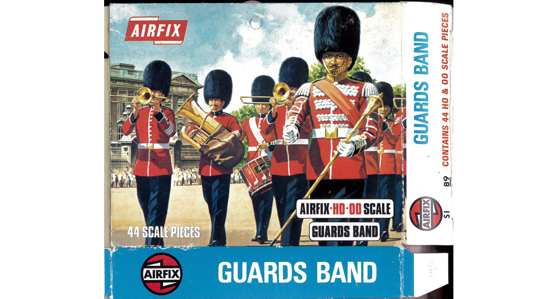G_Guards_Band_and_Guards_Colour_Party_figure_sets_join_the_Airfix_Vintage_Classics_range_for_2024.jpg