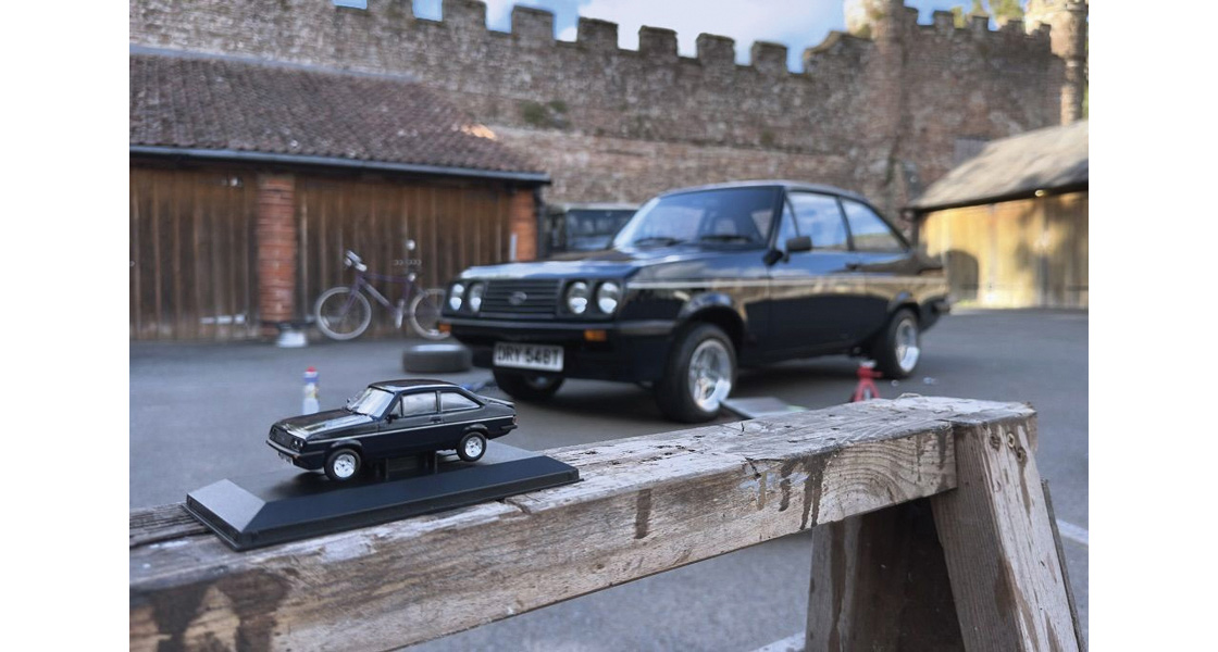 N_A_Corgi_Harrier_model_fit_for_the_Commanding_Officer_at_RAF_Cottesmore_and_Richard_Hammond_loans_his_Escort_RS2000_to_Wonderworks_at_Margate_for_a_Corgi_model_real_versus_Corgi_display.jpg