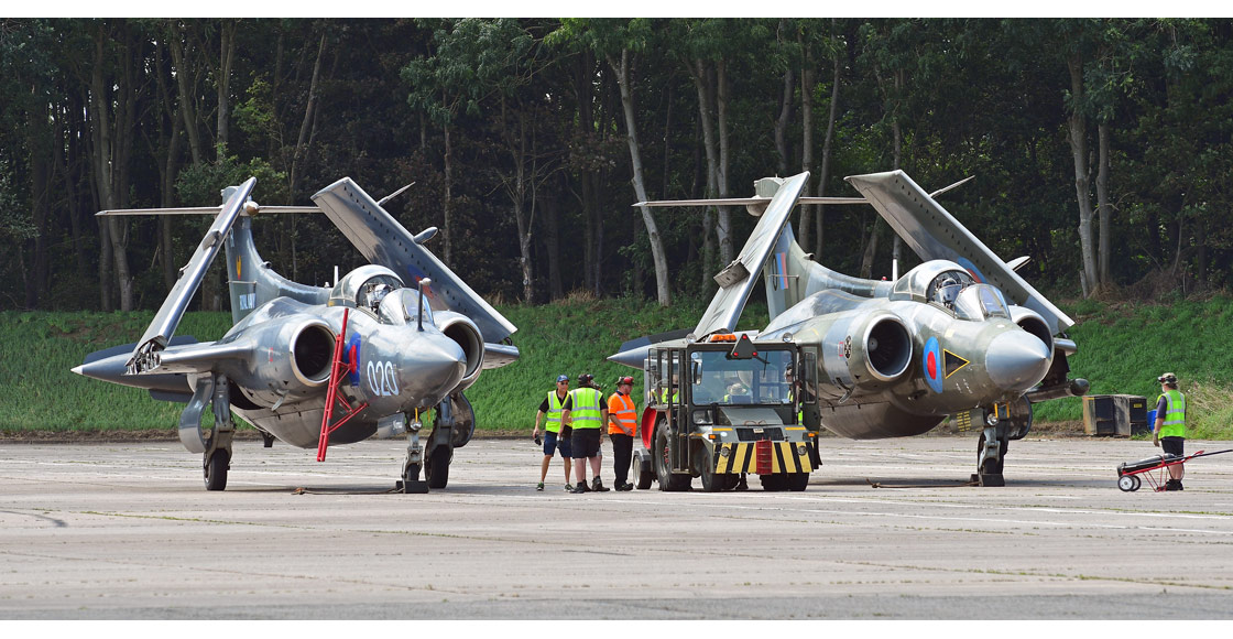 C_Airfix_and_Corgi_Aerodrome_start_2026_by_attending_the_Buccaneer_Aviation_Group_night_photography_event_at_Cotswold_Airport_with_Buccaneer_S2B_XX894_and_XW544.jpg