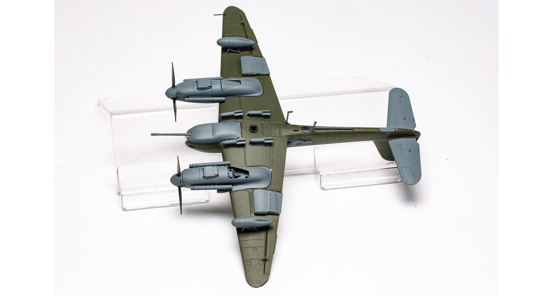 D_Corgi_exclusive_first_look_at_the_engineering_sample_of_the_new_Aviation_Archive_Messerschmitt_Me410_Hornisse_tooling.jpg