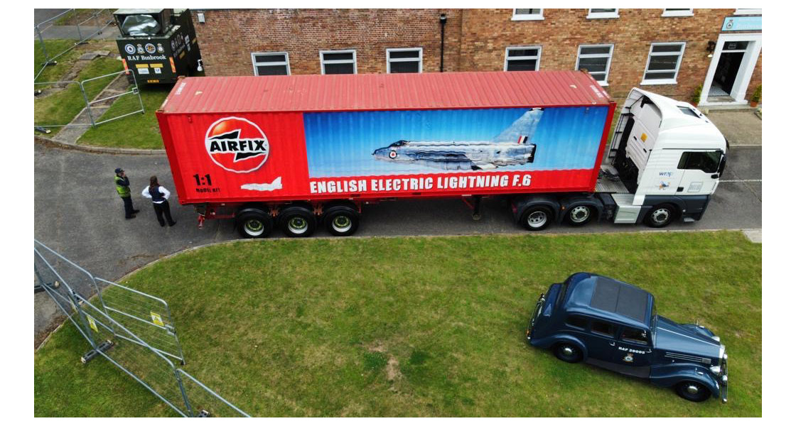 B_Famous_English_Electric_Lightning_F6_aircraft_arrives_at_RAF_Binbrook_as_the_worlds_largest_Airfix_model_kit.jpg