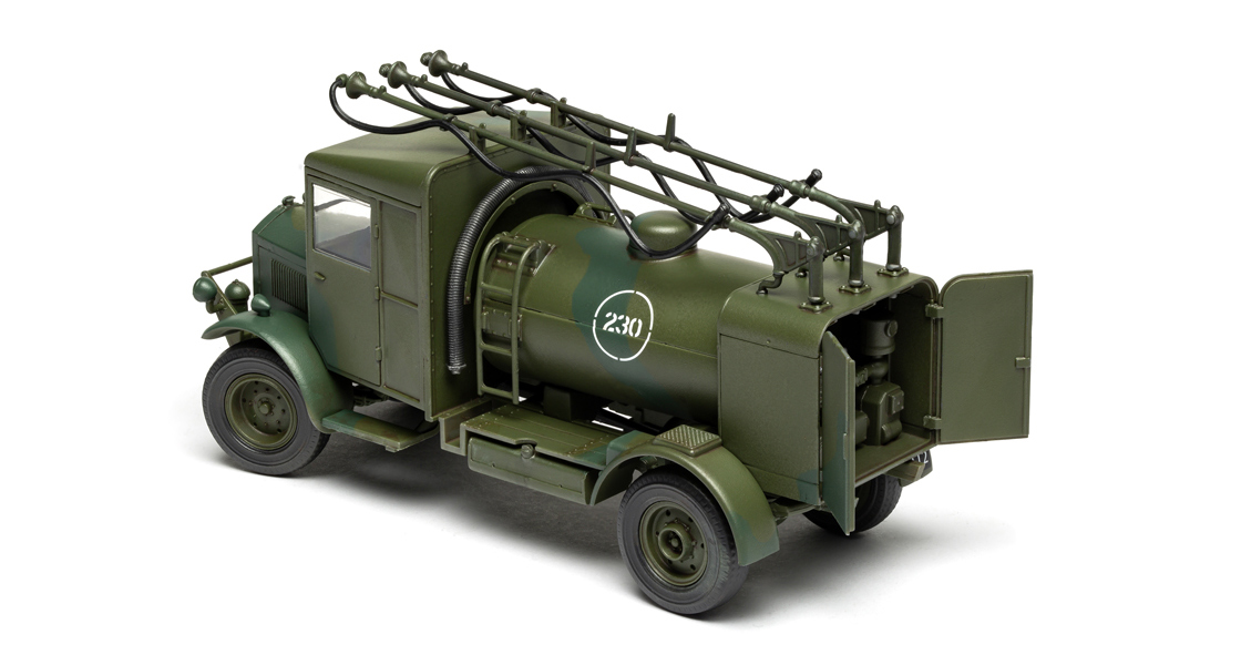 J_The_new_Airfix_Albion_3_Point_Fueller_scale_model_kit_is_a_WWII_RAF_airfield_Fighter_Command_diorama_delight.jpg