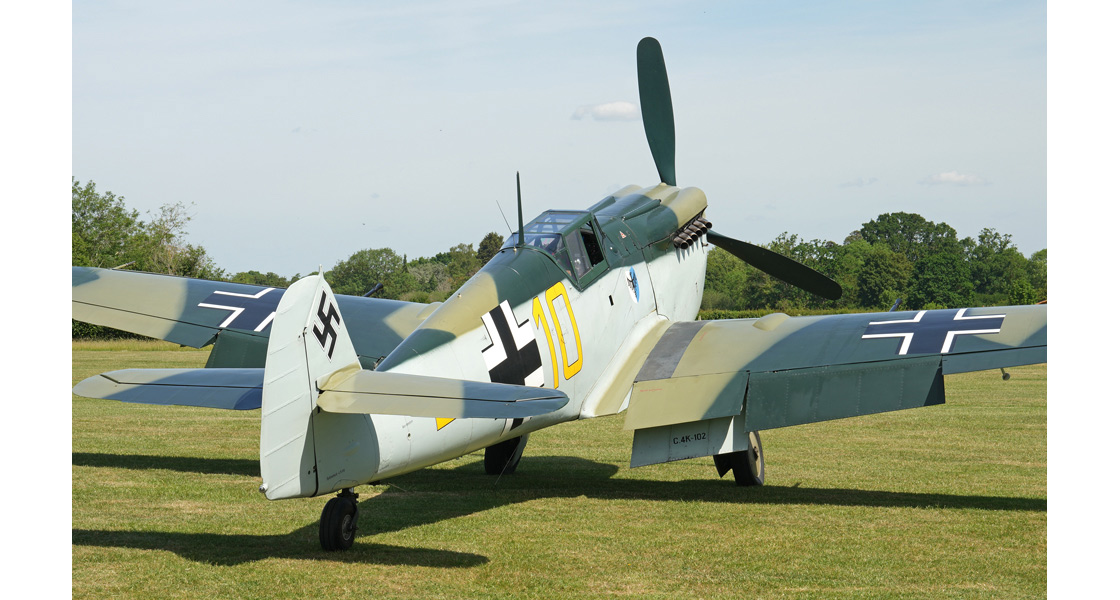 V_The_Shuttleworth_Collection_open_the_2026_Airshow_season_with_Spitfire_tributes_at_their_Season_Premier_and_Wings_and_Wheels_shows_on_CORGI_and_Airfix_Aerodrome.jpg