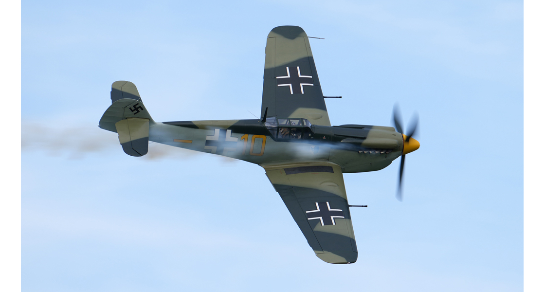 X_The_Shuttleworth_Collection_open_the_2026_Airshow_season_with_Spitfire_tributes_at_their_Season_Premier_and_Wings_and_Wheels_shows_on_CORGI_and_Airfix_Aerodrome.jpg