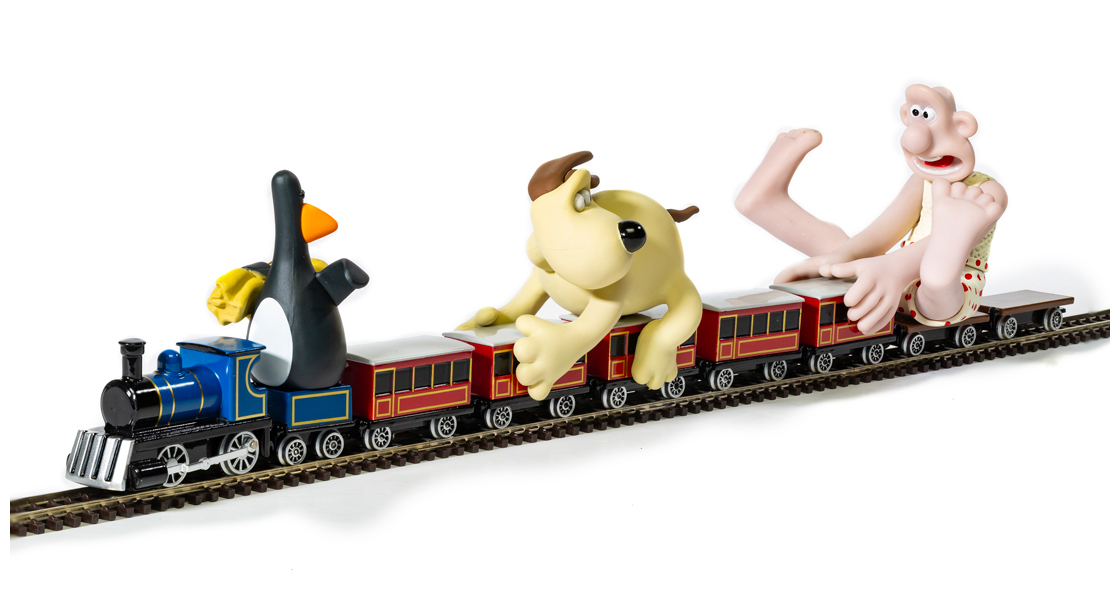 C_Corgi_have_a_major_update_from_their_impressive_new_Wallace_&_Gromit_The_Wrong_Trousers_train_set_chase_diecast_collectable_model_release.jpg