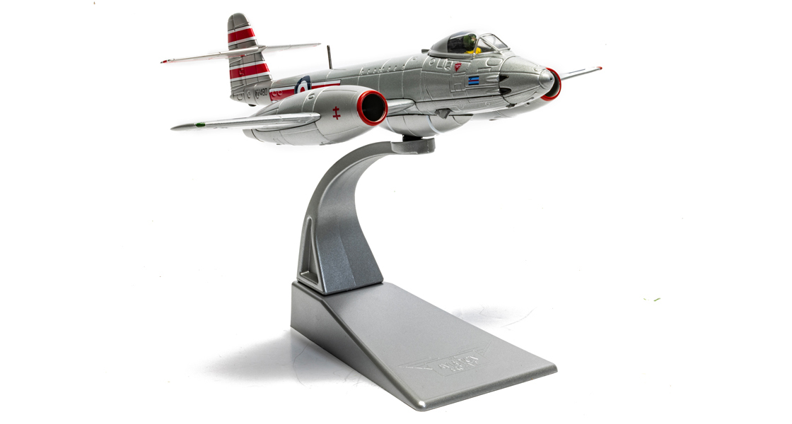 D_Gloster_Meteor_and_English_Electric_Canberra_join_the_Corgi_Aviation_Archive_diecast_model_range.jpg