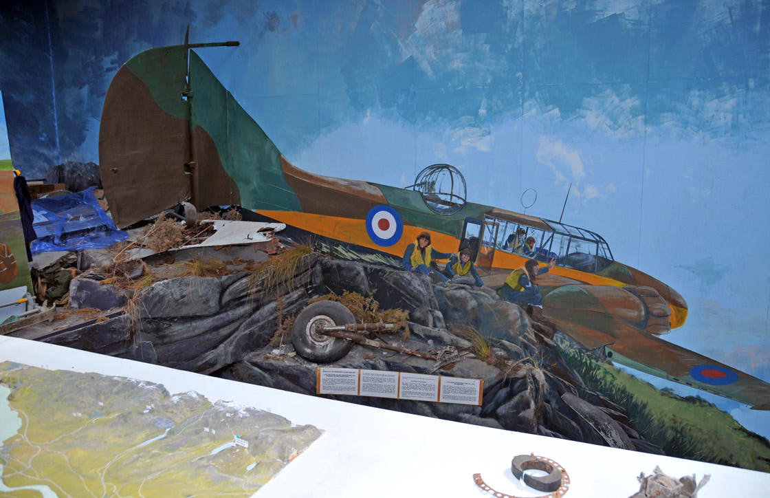 E_RAF_Llandwrog_Mountain_Rescue_review_on_the_Airfix_and_Corgi_Aerodrome_blog_2021.jpg