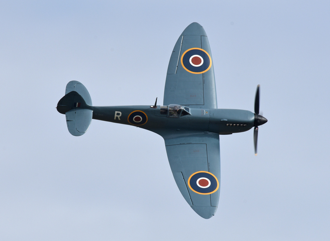 ZA_The_Great_Yorkshire_Airshow_2015_at_RAF_Church_Fenton_review_on_the_Airfix_and_Corgi_Aerodrome_blog.jpg