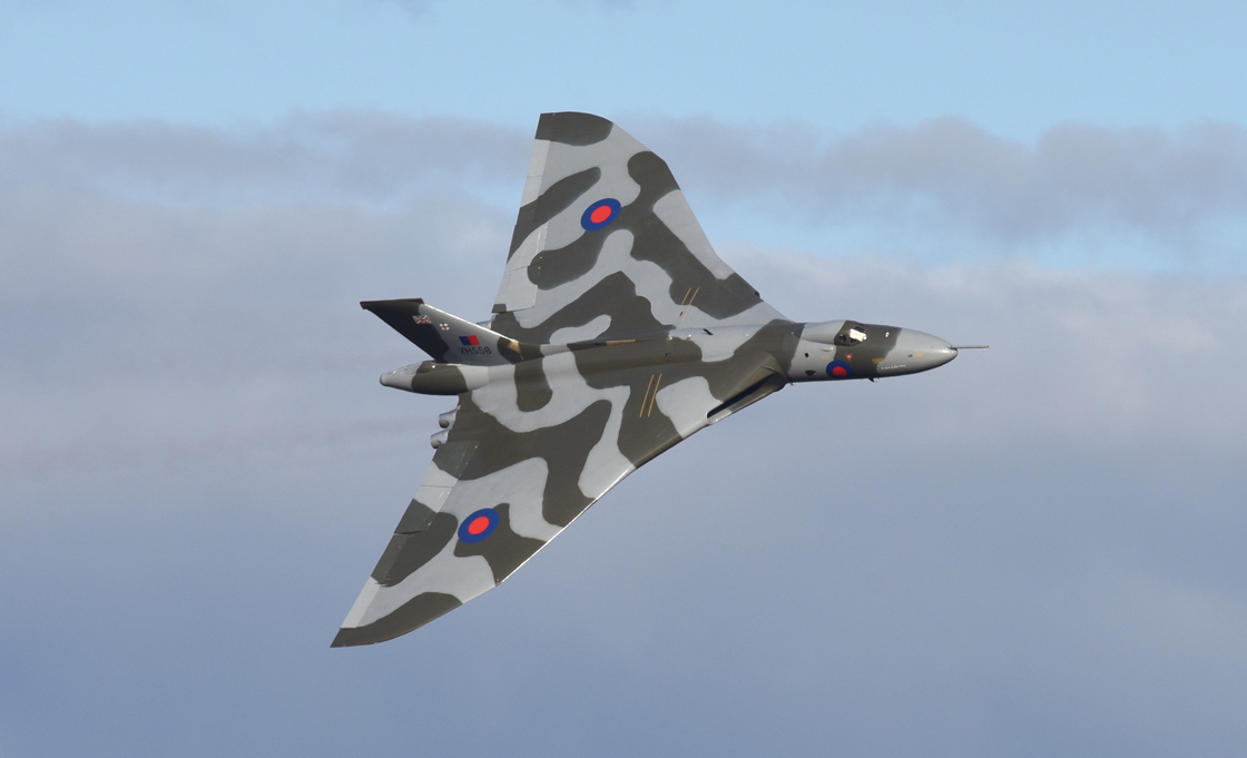 ZH_The_Great_Yorkshire_Airshow_2015_at_RAF_Church_Fenton_review_on_the_Airfix_and_Corgi_Aerodrome_blog.jpg