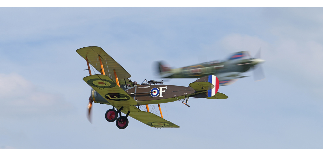 L_The_Shuttleworth_Collection_open_the_2026_Airshow_season_with_Spitfire_tributes_at_their_Season_Premier_and_Wings_and_Wheels_shows_on_CORGI_and_Airfix_Aerodrome.jpg