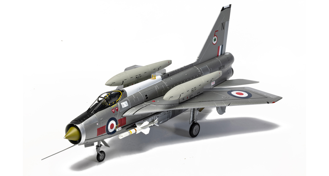 K_AA28404_The_latest_Corgi_blog_includes_exclusive_updates_from_the_latest_English_Electric_Lightning_F6_model_Ford_Fiesta_XR2_and_Ford_Capri_Mk2_diecast_model_releases.jpg