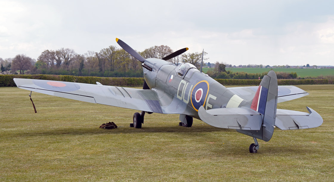 C_Shuttleworth_Season_Premier_Airshow_review_on_the_Airfix_and_Corgi_Aerodrome_blog.jpg