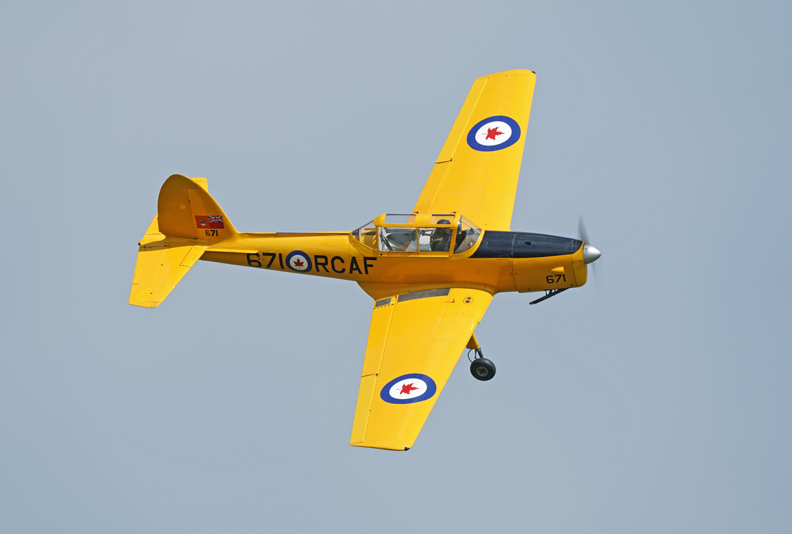 U_Shuttleworth_Season_Premier_Airshow_review_de_Havilland_Chipmunk_on_the_Airfix_and_Corgi_Aerodrome_blog.jpg