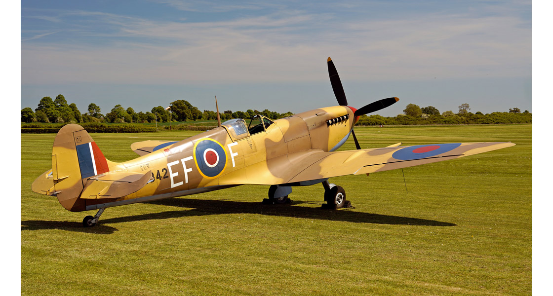 G_New_Mediterranean_Spitfire_and_Airco_DH9_star_at_this_years_Shuttleworth_Season_Premier_Airshow.jpg