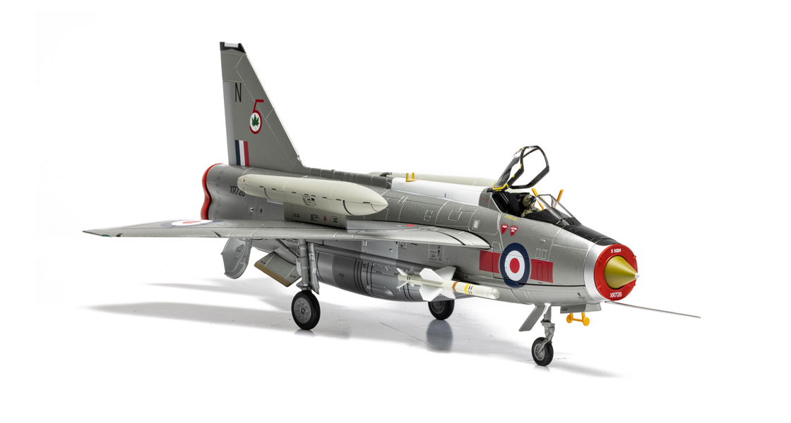 ZA_AA28404_The_latest_Corgi_blog_includes_exclusive_updates_from_the_latest_English_Electric_Lightning_F6_model_Ford_Fiesta_XR2_and_Ford_Capri_Mk2_diecast_model_releases.jpg