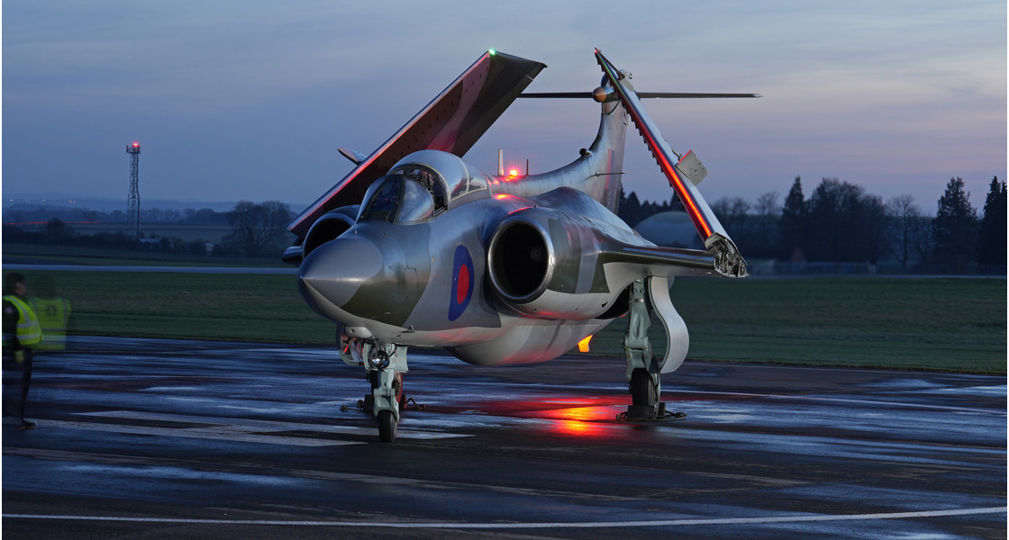 O_Airfix_and_Corgi_Aerodrome_start_2026_by_attending_the_Buccaneer_Aviation_Group_night_photography_event_at_Cotswold_Airport_with_Buccaneer_S2B_XX894_and_XW544.jpg
