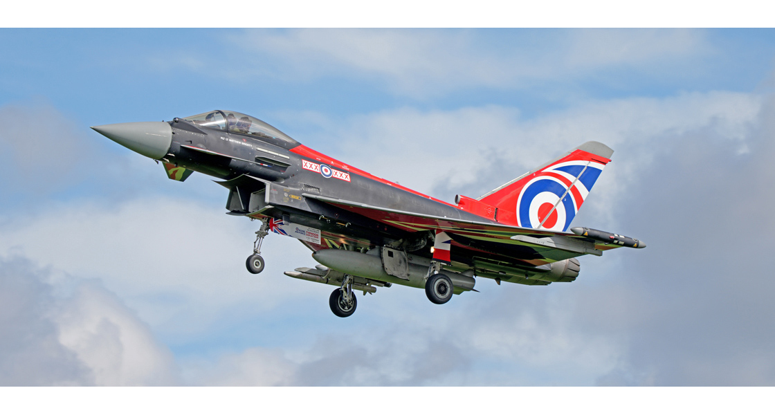 B_Airfix_introduce_the_second_of_their_new_RAF_Typhoon_Display_Team_twin_kit_sets_as_Blackjack_lands_on_the_Workbench.jpg