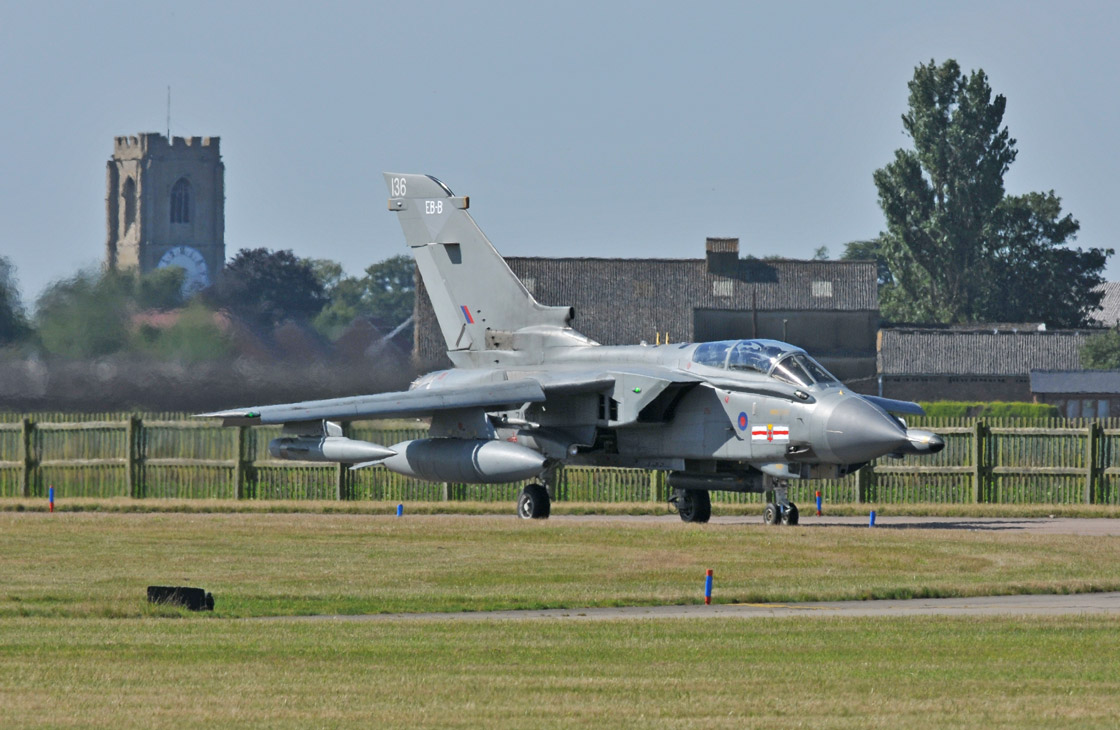 O_Fighter_Town_RAF_Coningsby_visit_review_Panavia_Tornado_on_the_Airfix_and_Corgi_Aerodrome_blog.jpg