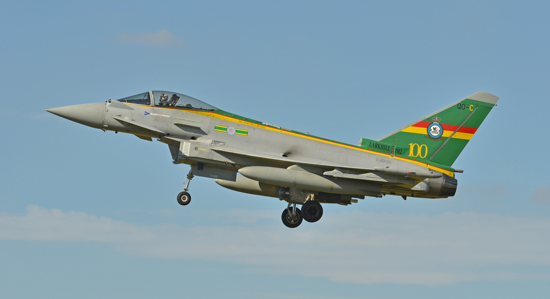 Y_Fighter_Town_RAF_Coningsby_visit_review_Eurofighter_Typhoon_on_the_Airfix_and_Corgi_Aerodrome_blog.jpg