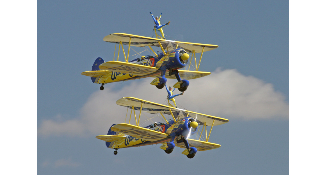 D_A_view_from_the_tower_Duxford_September_2004_Airshow_review_Grumman_Cats_on_the_Airfix_and_Corgi_Aerodrome_blog.jpg