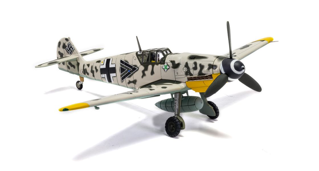 D_Corgi_Strike_East_Mickey_Mouse_Messerschmitt_model_review_on_the_Corgi_Diecast_Diaries_blog.jpg