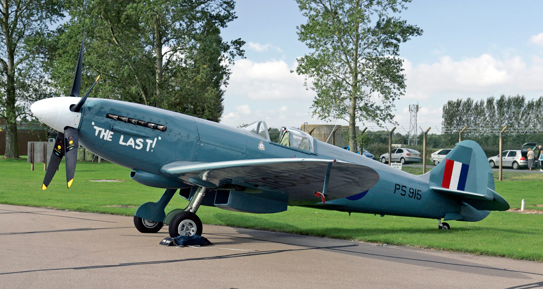 S_Battle_of_Britain_Memorial_Flight_Spitfire_PRXIX_PS915_The_Last_on_the_Airfix_and_Corgi_Aerodrome_blog.jpg